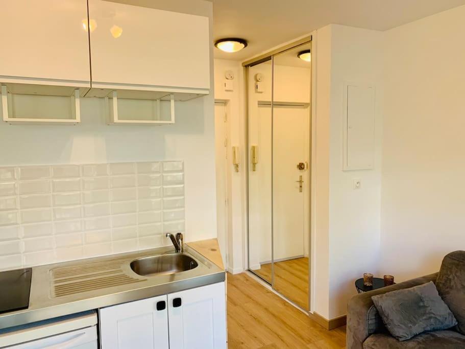 Le Port Tamaris Apartment ลาแซน-ซูร์-แมร์ ภายนอก รูปภาพ